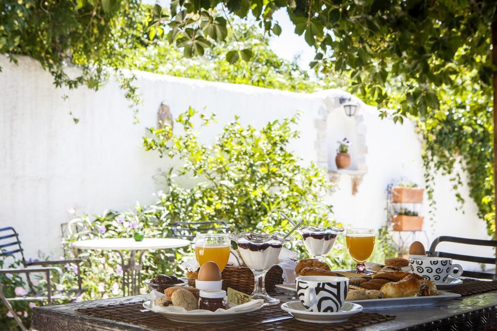 Seranides Boutique Hotel 카토 가트제아 외부 사진