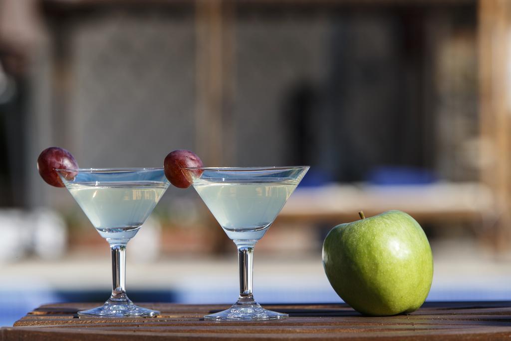 Seranides Boutique Hotel 카토 가트제아 외부 사진