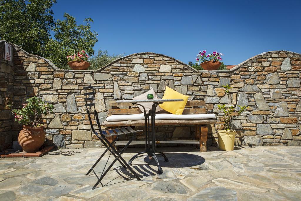 Seranides Boutique Hotel 카토 가트제아 외부 사진
