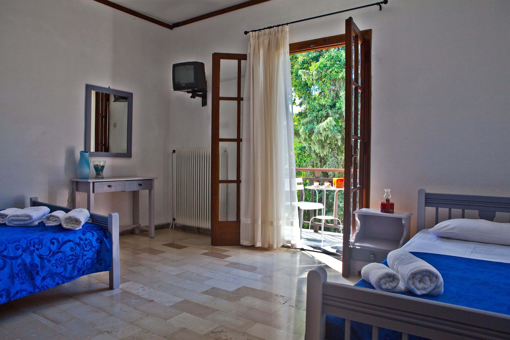 Seranides Boutique Hotel 카토 가트제아 외부 사진