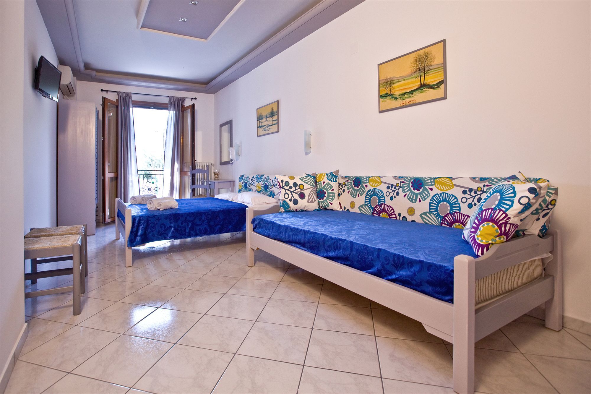 Seranides Boutique Hotel 카토 가트제아 외부 사진
